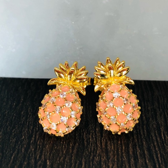 SWAROVSKI Pineapple Earrings 🍍 - Picture 1 of 4